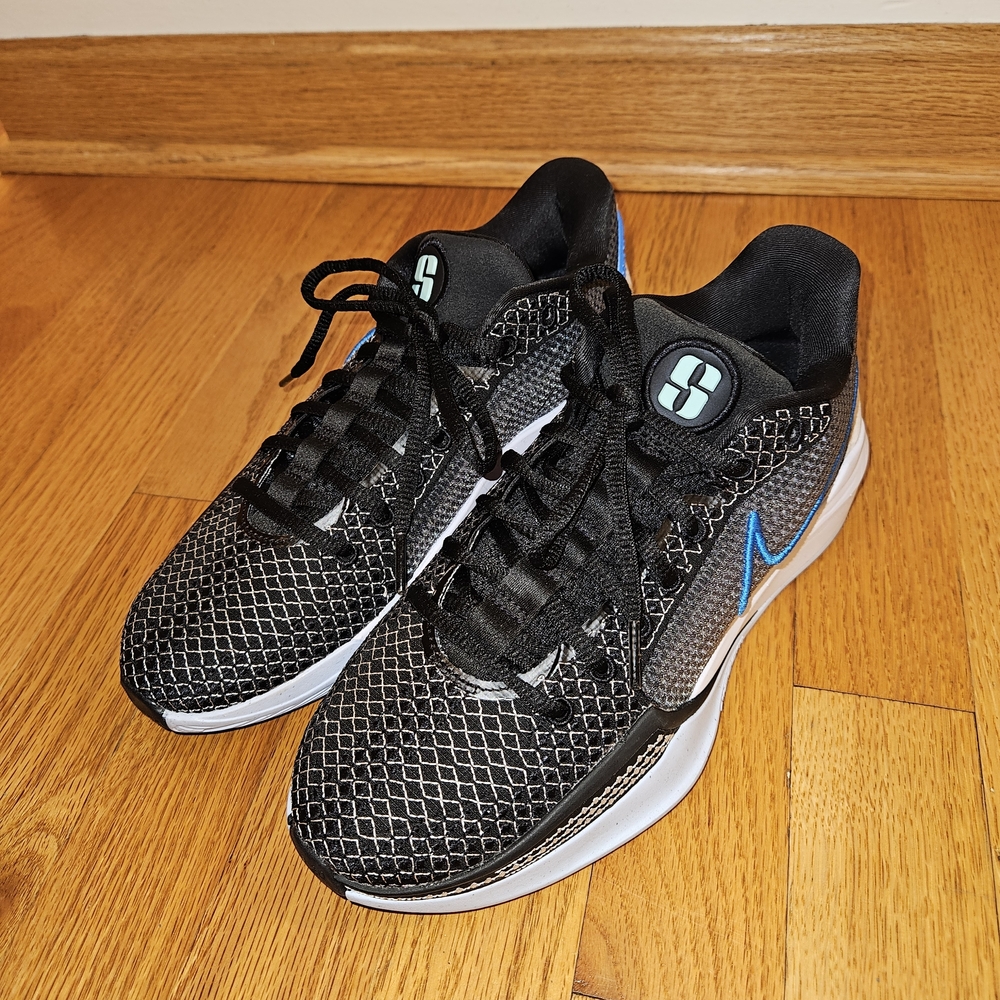 Nike SABRINA 1 Family Bonds Basketball Shoes, Womens Size 7 Brands New NO BOX